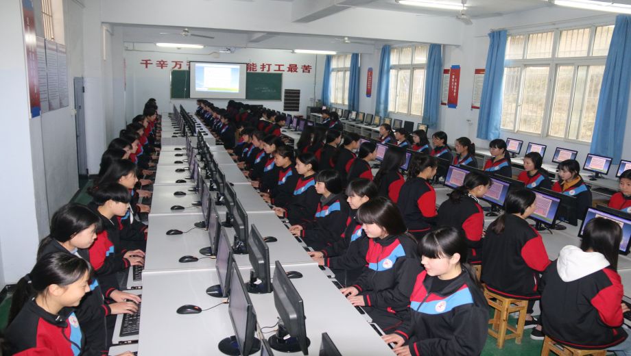重庆涪陵信息技术学校校园风光10